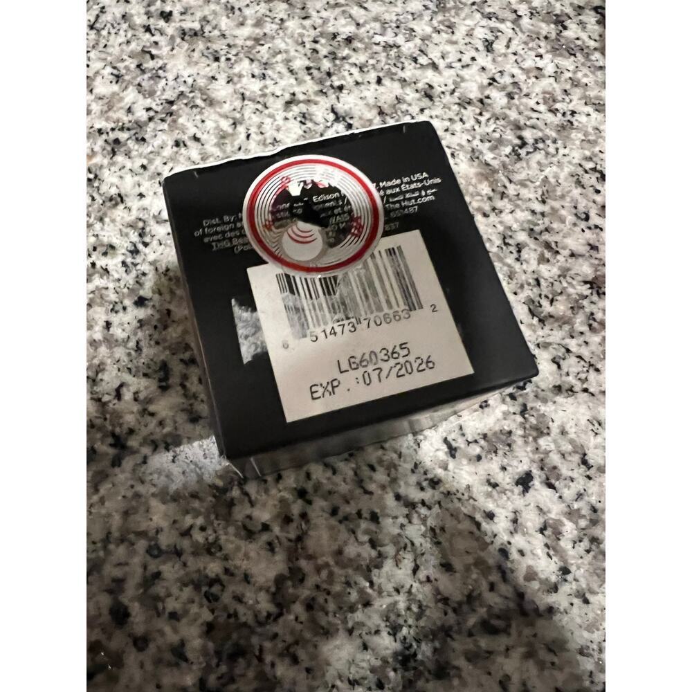 Perricone MD Plus neck and chest - Picture 3 of 3